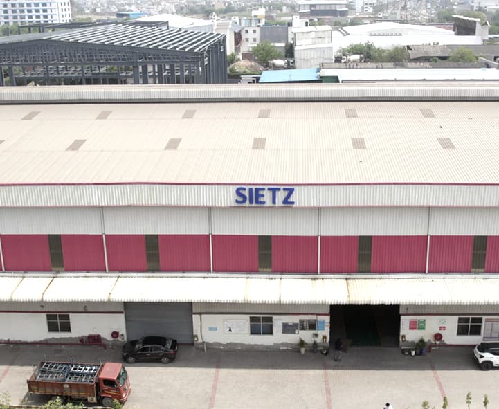 Heavy fabrication division with precision-welded structural components and machinery